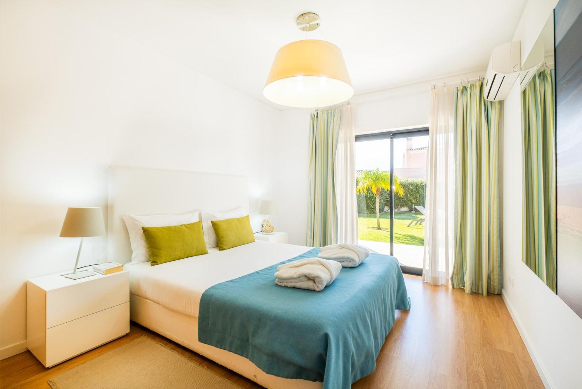 Villas Novochoro - Large Garden- Heatable Pool By Dreamvillasalbufeira Bagian luar foto